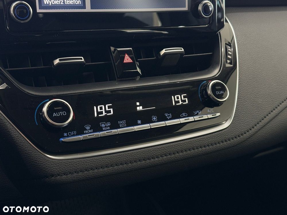 Toyota Corolla - 22