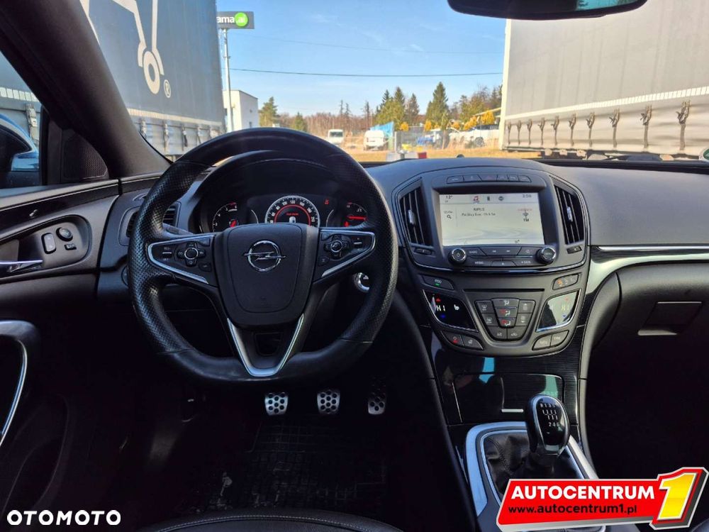 Opel Insignia - 18