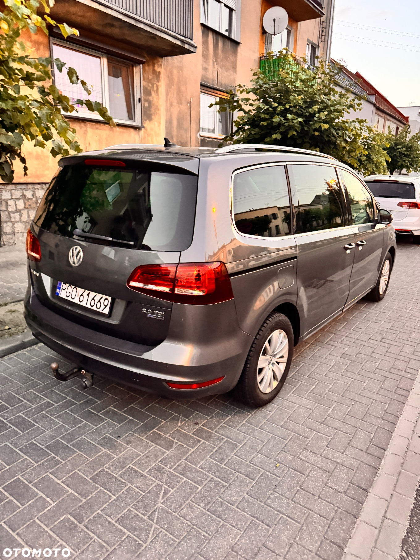 Volkswagen Sharan 2.0 TDI BMT Comfortline - 5