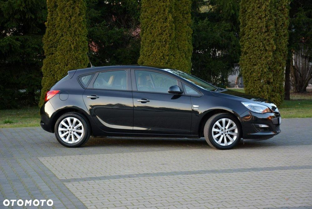 Opel Astra 1.4 Turbo Active - 4