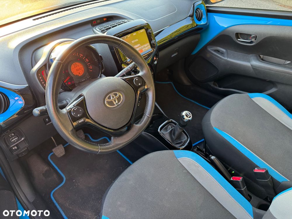 Toyota Aygo x-play Edition-S - 14