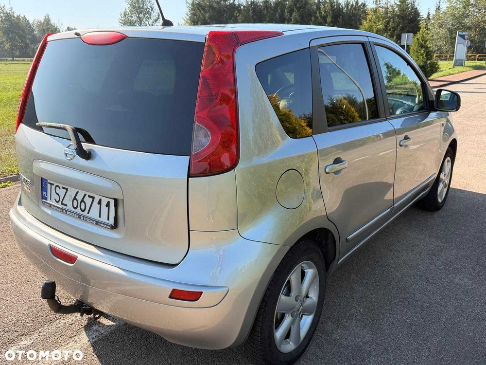 Nissan Note 2007 photo 4