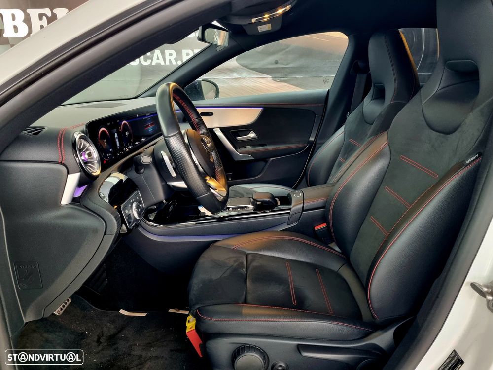 Mercedes-Benz CLA 180 d Shooting Brake 7G-DCT AMG Line - 14