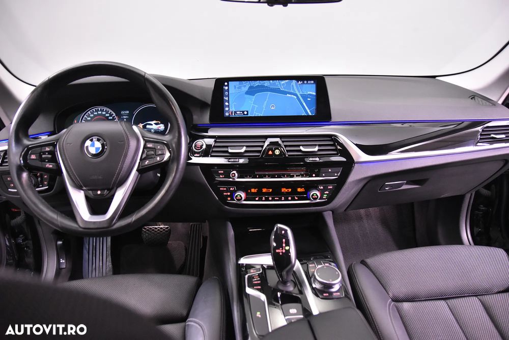 BMW Seria 5 520d Aut. Sport Line - 10