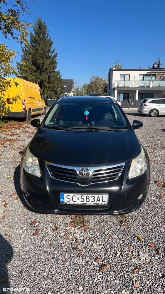 Toyota Avensis 2011 photo 4