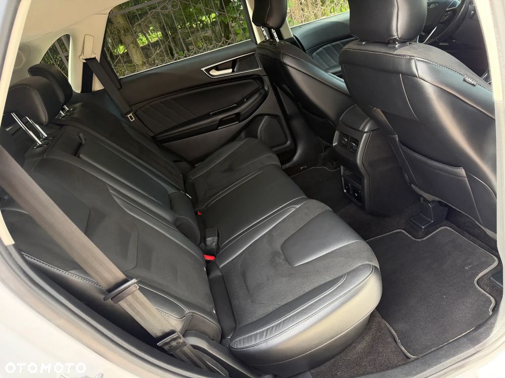 Ford Edge 2.0 TDCi Twin-Turbo 4WD ST-Line - 31