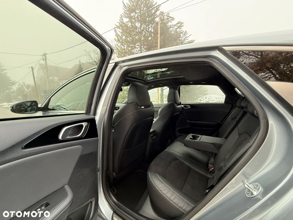 Kia ProCeed 1.4 T-GDI OPF GT LINE - 23