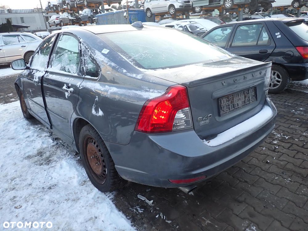CZĘŚCI - Volvo S40 II 2,0 D3 D5204T5 150KM FILM LIFT FL 6B M66 lakier  455-16 2011r. INDEX - 9861 - 5