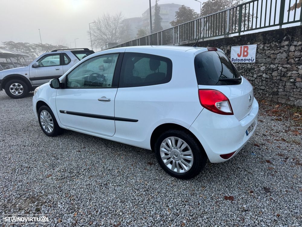 Renault Clio 1.2 16V GT - 4