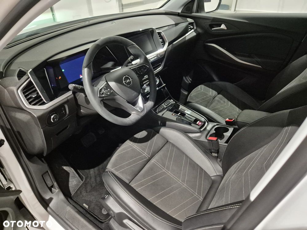 Opel Grandland 1.2 T mHEV GS Light S&S eDTC6 - 13