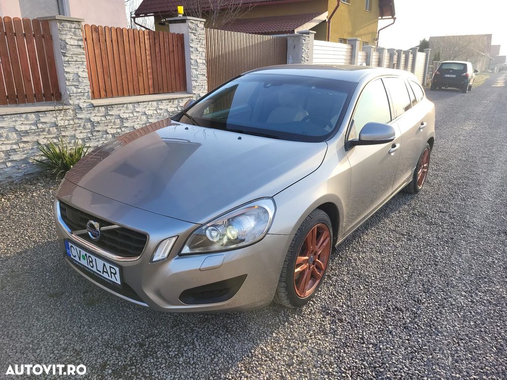 Volvo V60 D3 Start-Stop Basic - 1