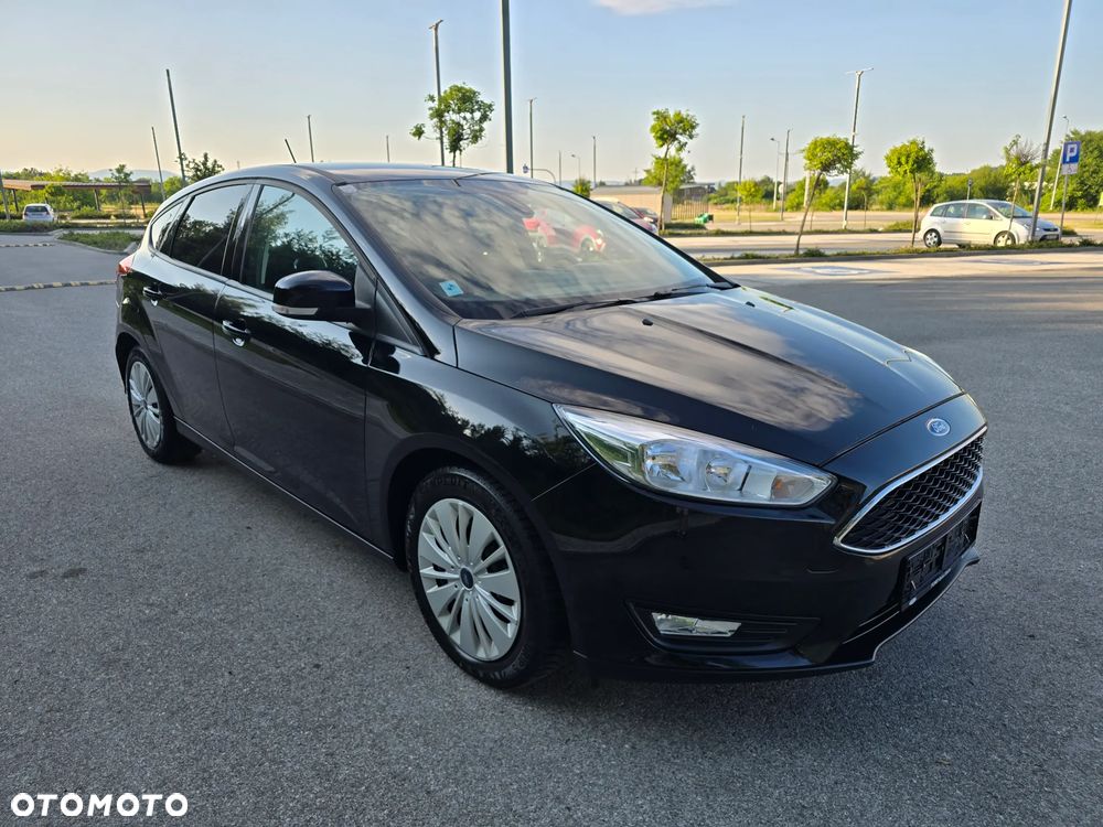Ford Focus 1.0 EcoBoost Titanium - 31