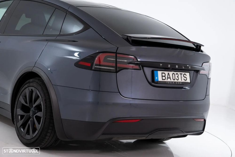 Tesla Model X Long Range AWD - 17