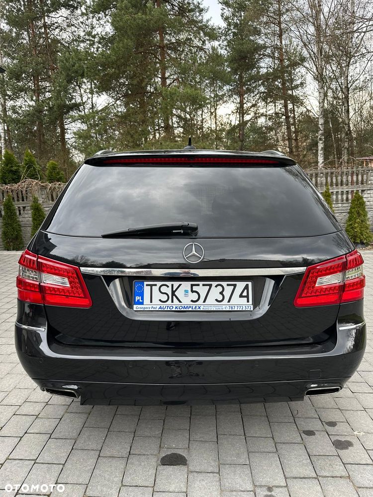 Mercedes-Benz Klasa E 350 CDI DPF 4Matic BlueEFFICIENCY 7G-TRONIC Avantgarde - 15
