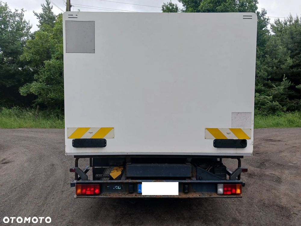 Mitsubishi Canter Fuso 9C18 2018r 299 tyś km Chłodnia Mroźnia Agregat CARRIER Supra 550 - 12