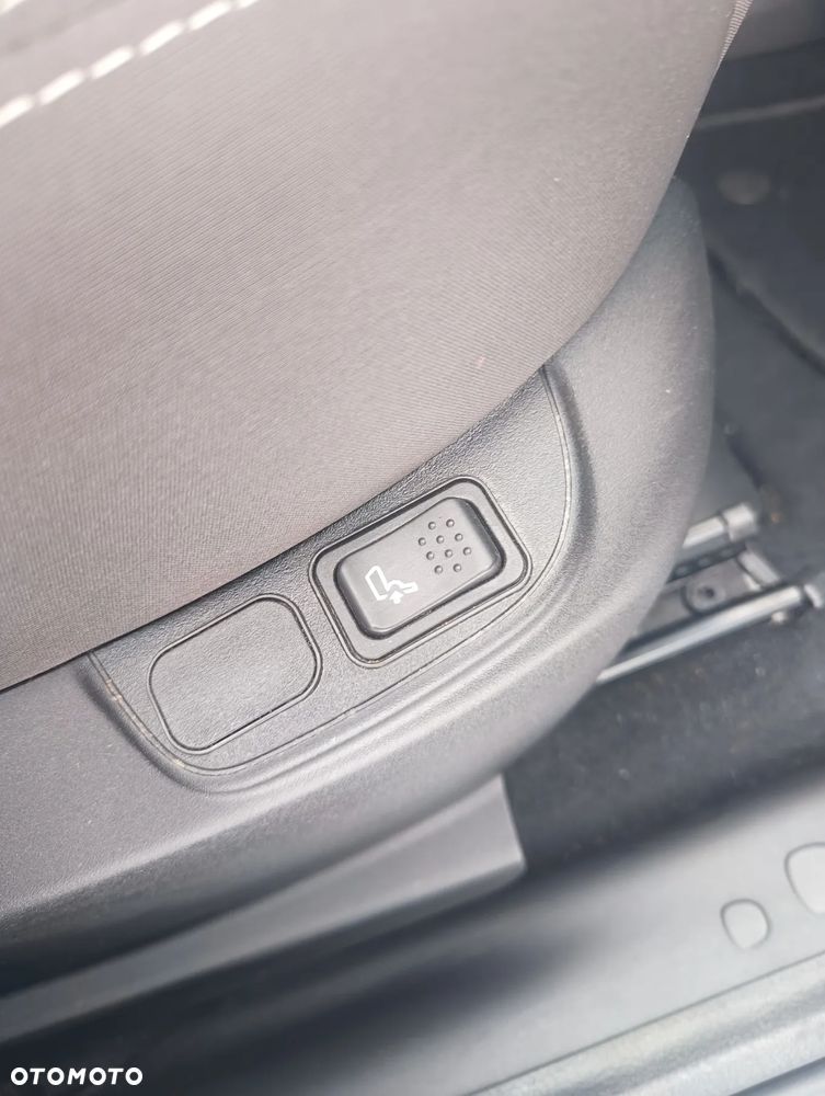 Fiat 500L Living 1.4 T-Jet 16V Pop-Star - 21