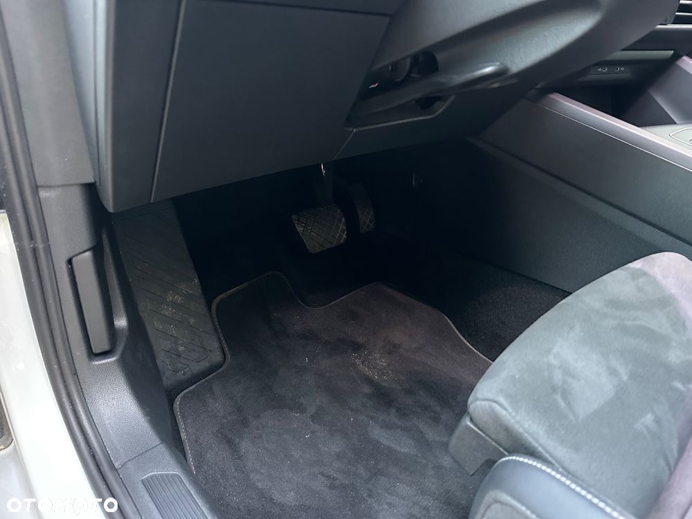 Volkswagen Golf - 39