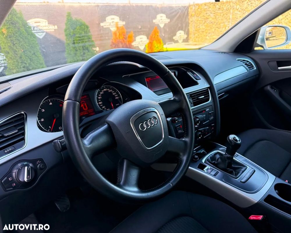 Audi A4 Avant 2.0 TDI DPF Ambition - 6
