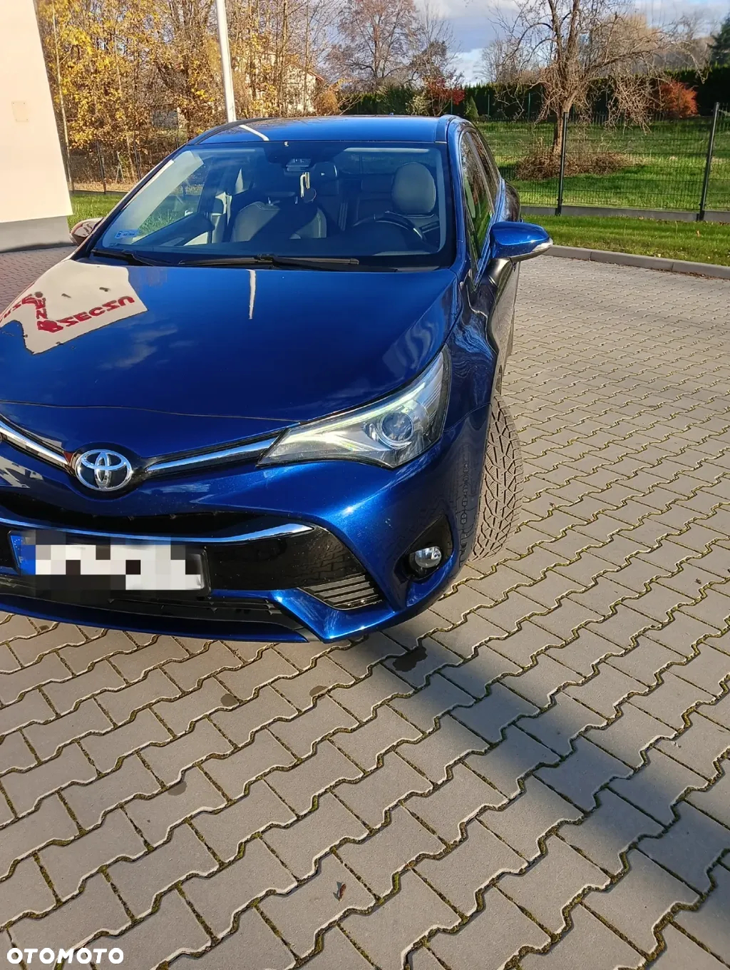 Toyota Avensis 2.0 D-4D Premium - 3