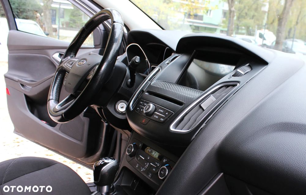 Ford Focus 1.0 EcoBoost Titanium ASS - 30