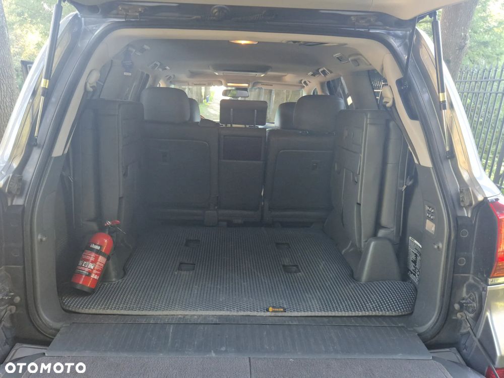 Lexus LX 570 - 10
