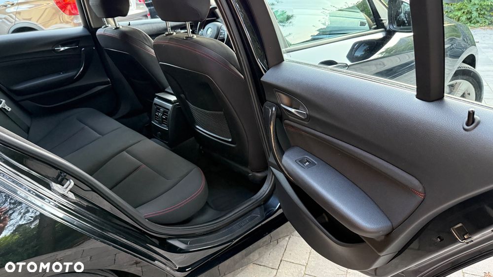 BMW Seria 1 120d xDrive BluePerformance Sport Line - 30