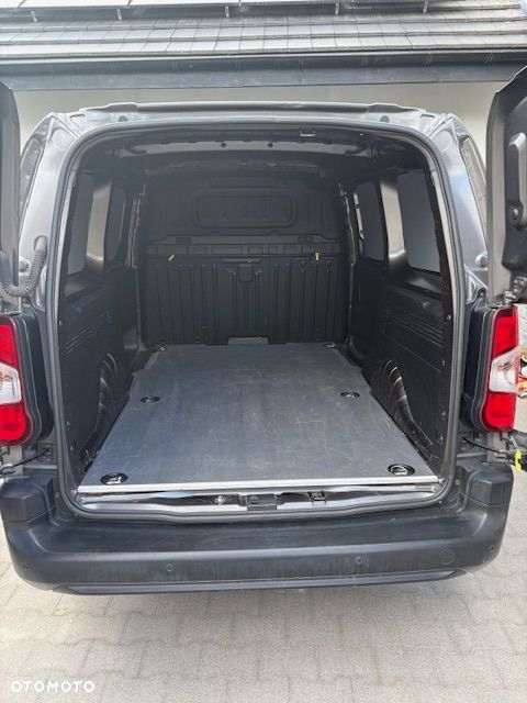 Toyota Proace City - 7