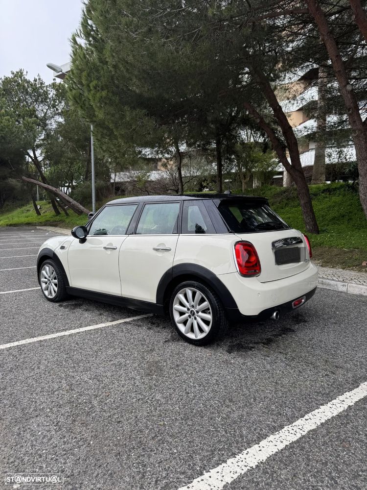 MINI 5 Portas Cooper D Auto - 15
