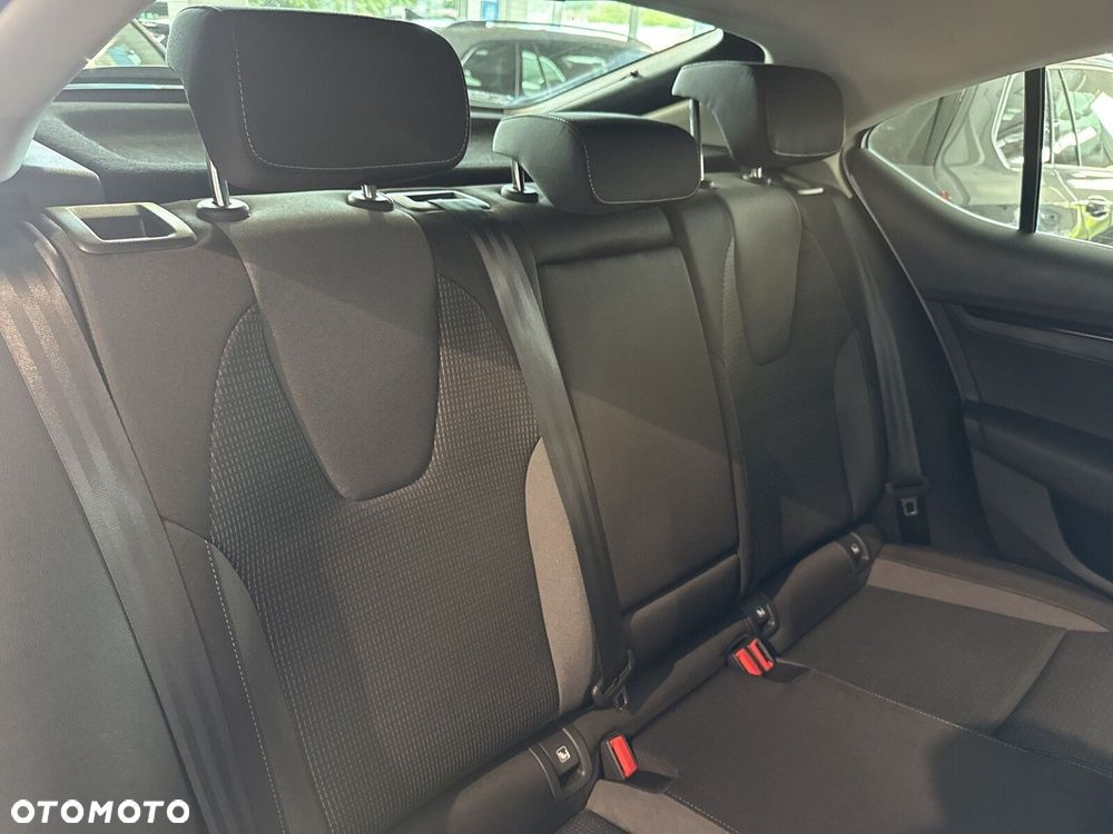Skoda Octavia 2.0 TDI Ambition DSG - 33