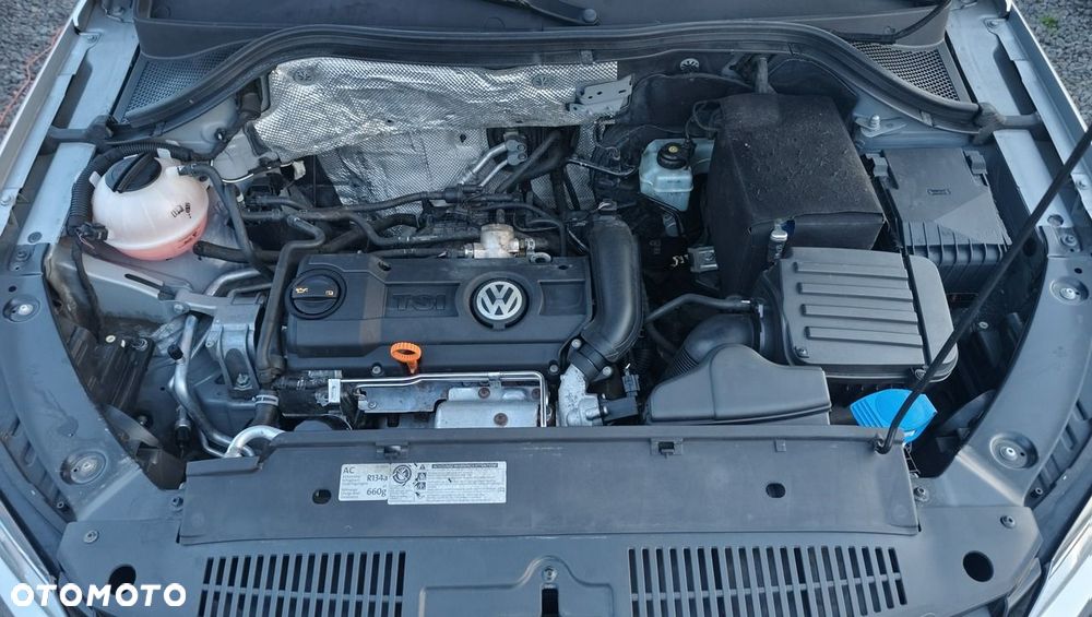 Volkswagen Tiguan - 32