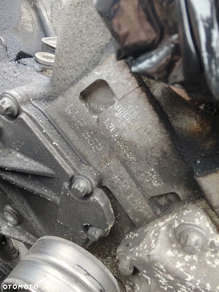 MERCEDES W207 W212 3.0 V6 350 CDI SILNIK 642852 - 9