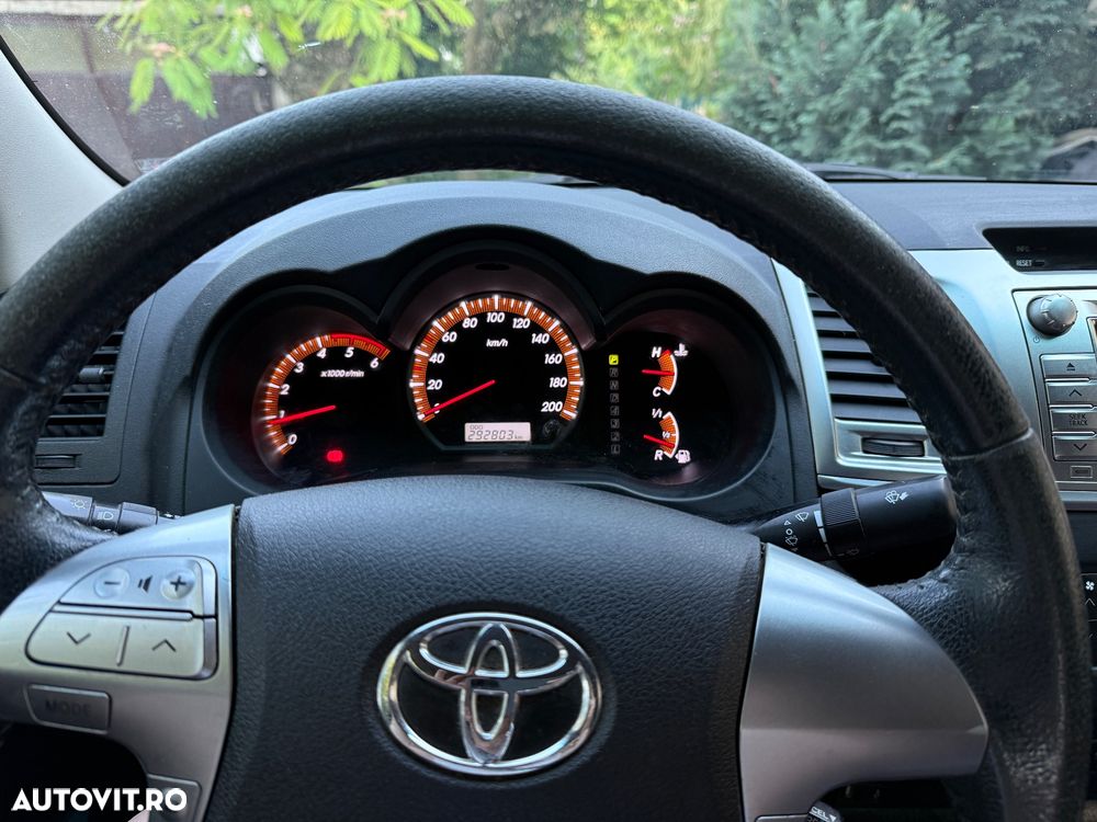 Toyota Hilux 4x4 Double Cab DPF Autm. Comfort - 10
