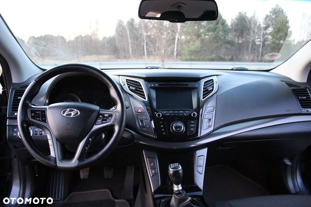 Hyundai i40 Kombi 1.7 CRDi Premium - 15
