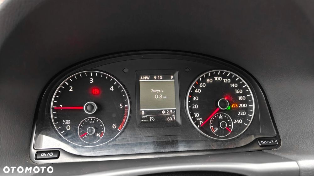 Volkswagen Touran 2.0 TDI Highline DSG - 18