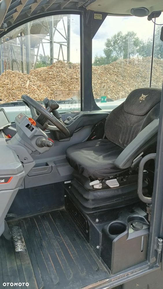 Bobcat TL38.70XRD - 32