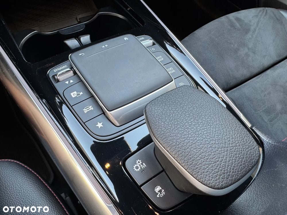 Mercedes-Benz GLA AMG 35 4-Matic - 24