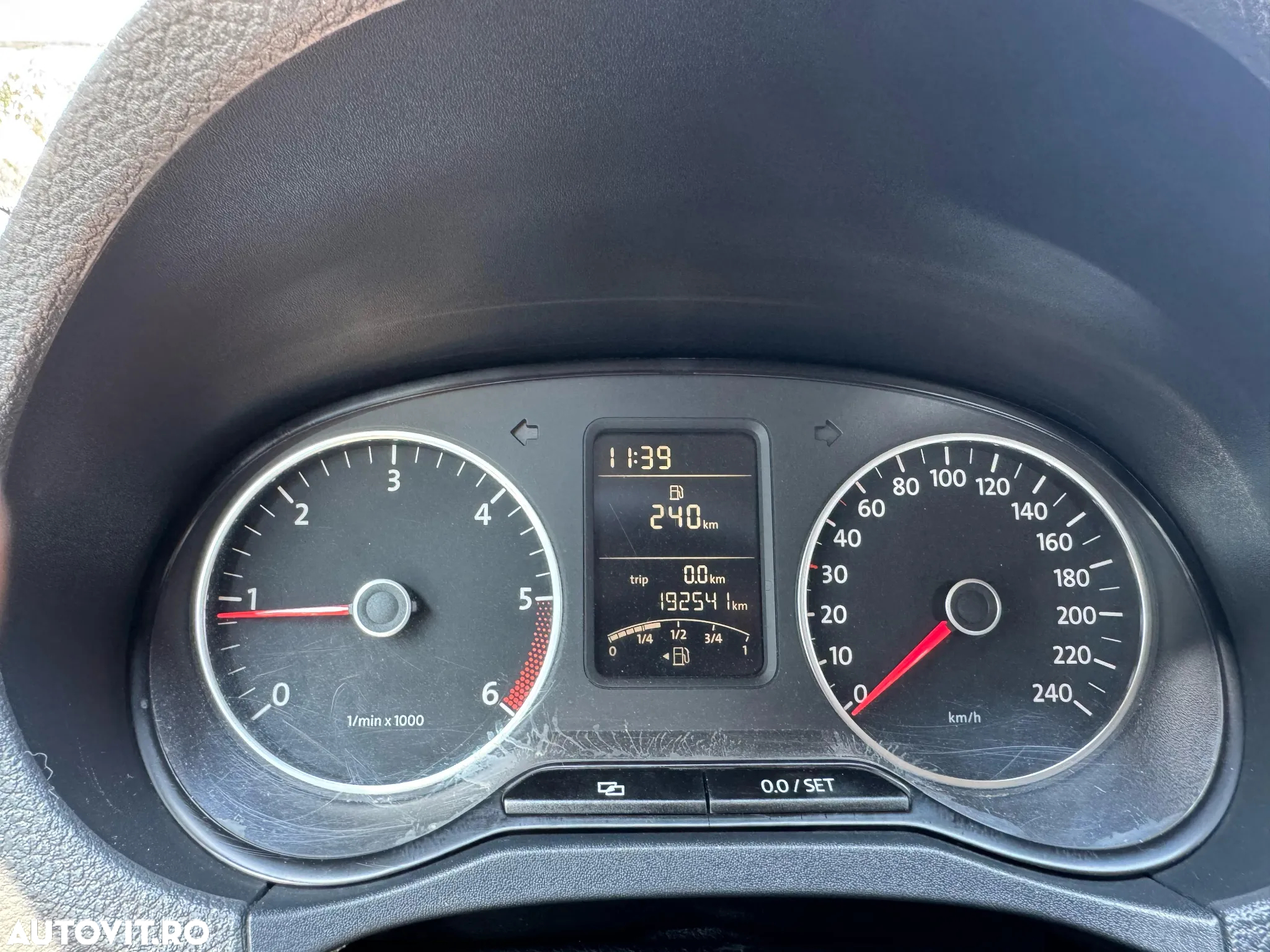 Volkswagen Amarok 2.0 BiTDI 4MOTION - 36