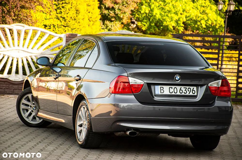 BMW Seria 3 - 16