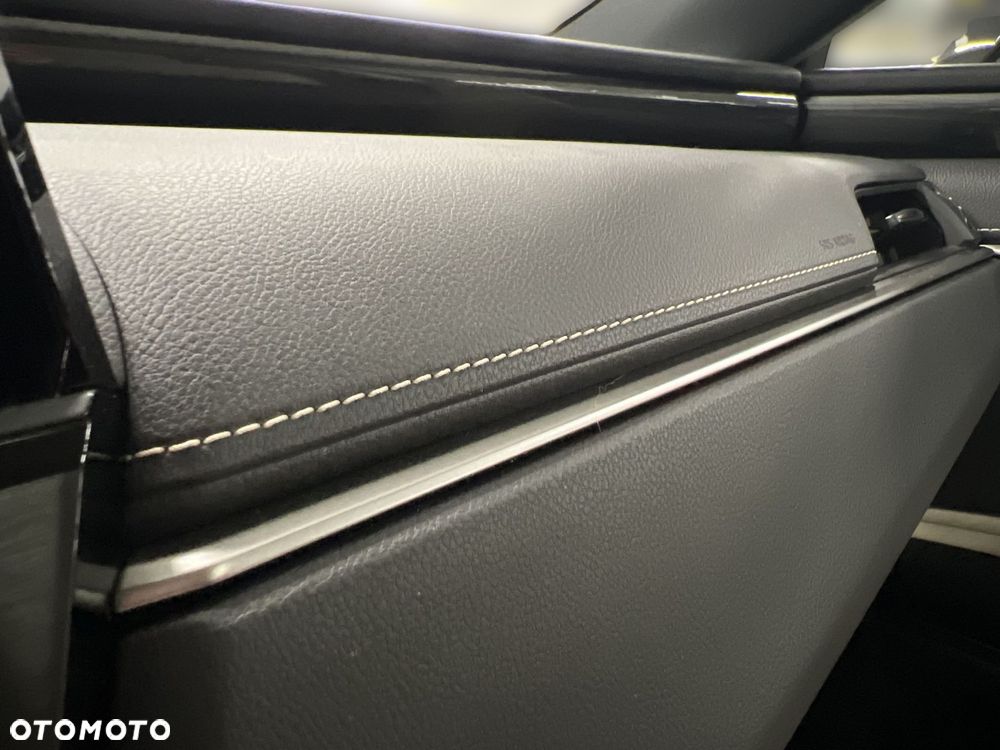 Lexus ES 300h Business Edition - 36