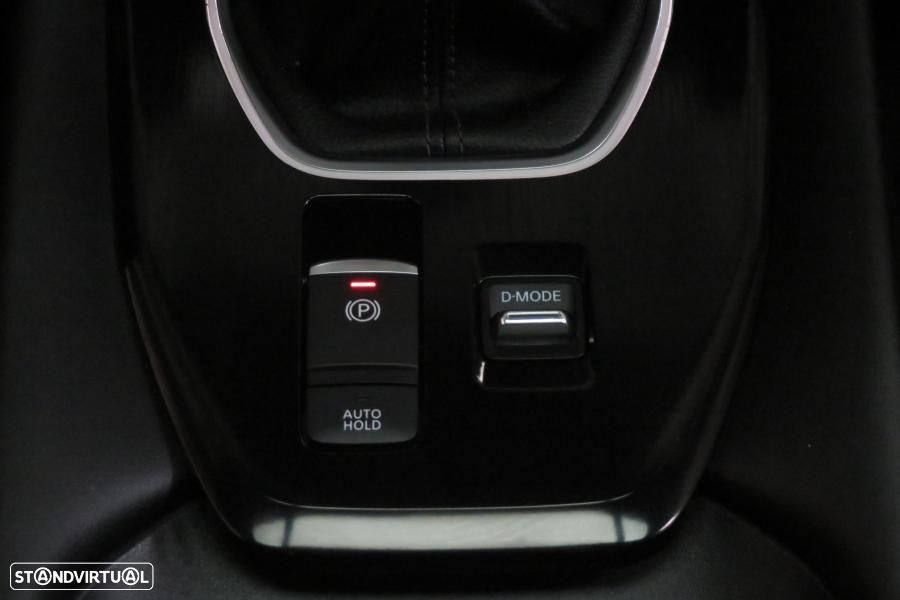 Nissan Qashqai 1.3 DIG-T Premiere Edition - 26