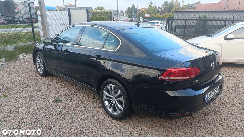 Volkswagen Passat - 5