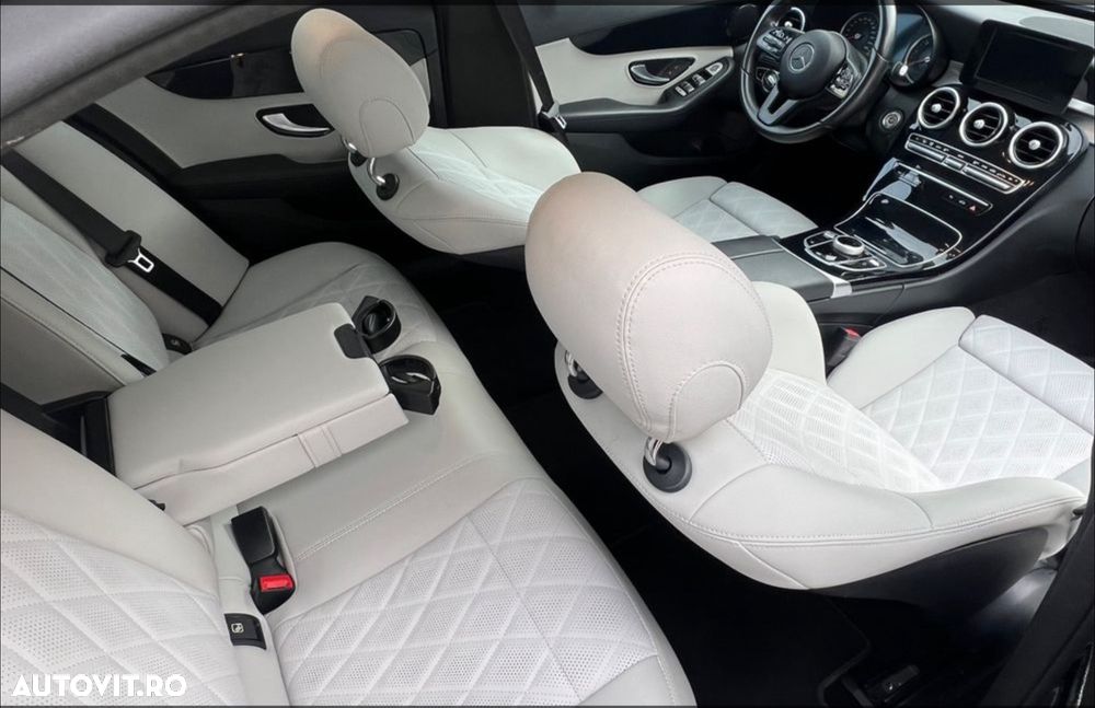 Mercedes-Benz C - 13