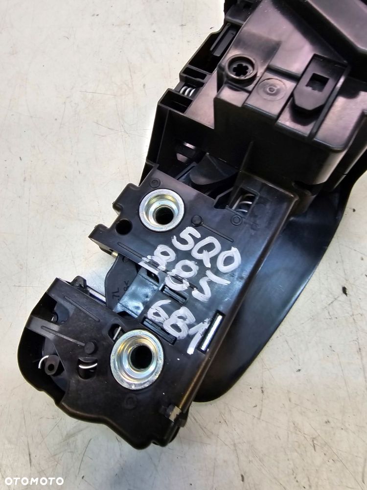 ZAMEK KANAPY LEWY TYŁ AUDI A3 8V VW 5Q0881681 - 5