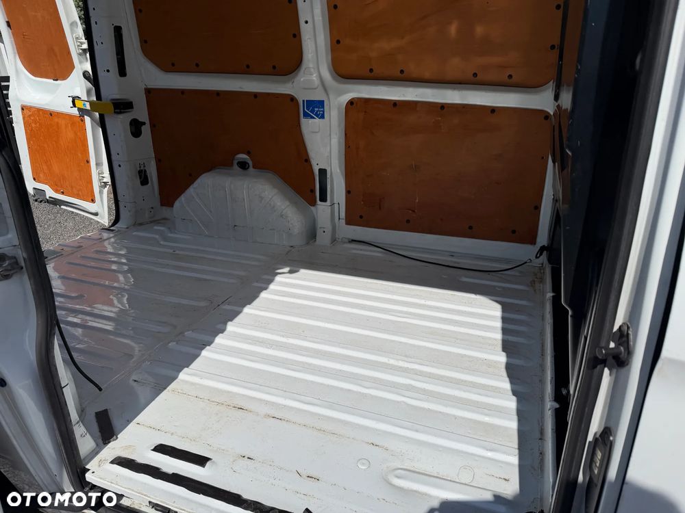 Ford CUSTOM Transit - 18