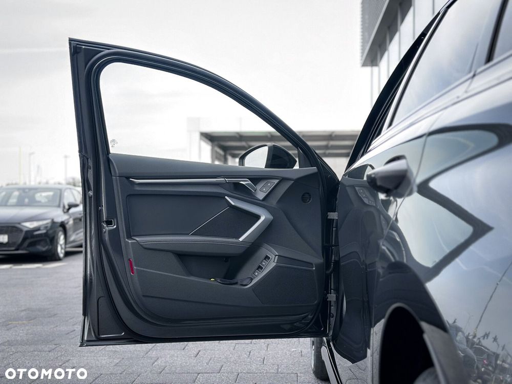 Audi A3 Sportback - 12