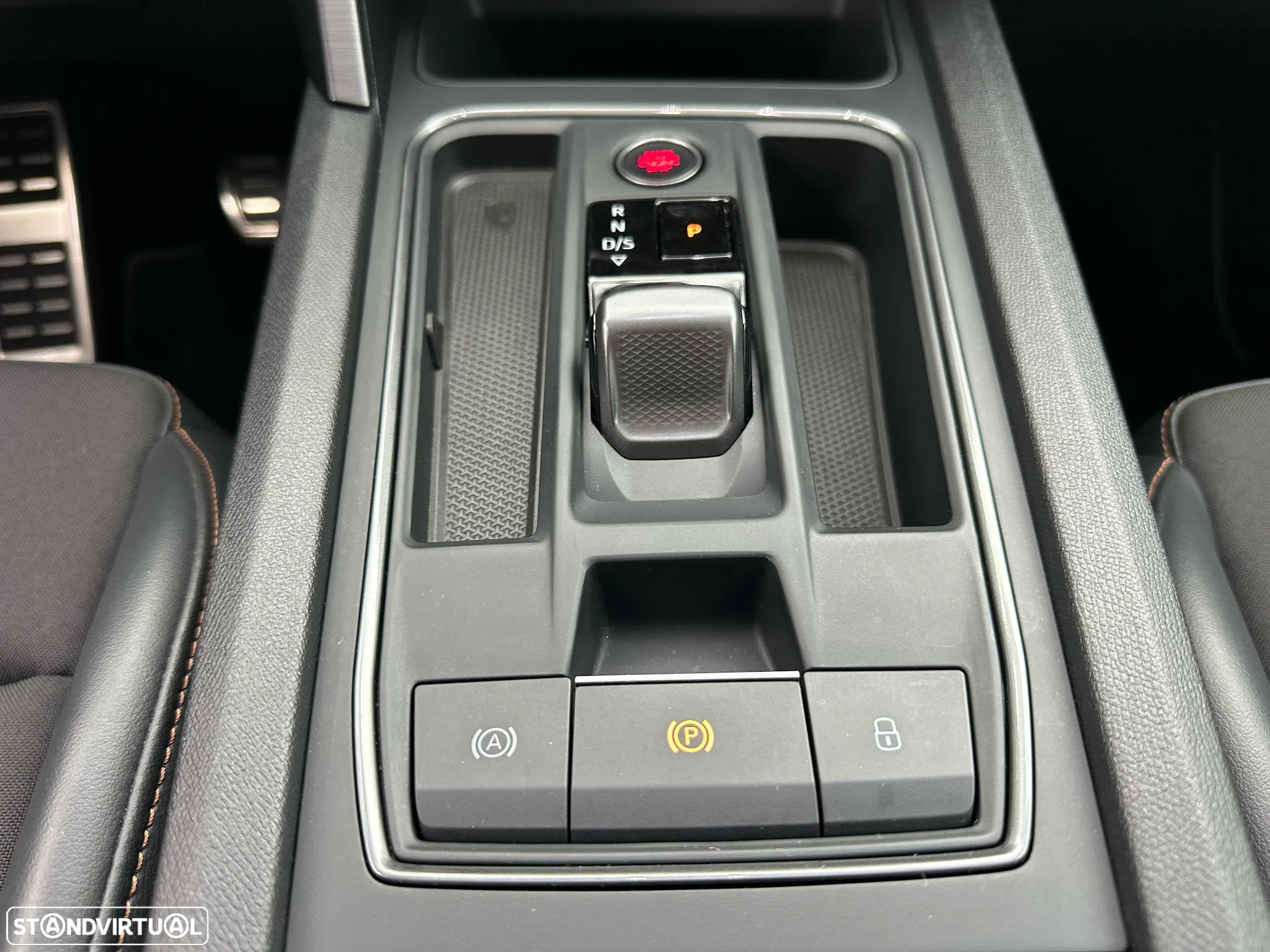 Cupra Leon 1.4 e-Hybrid DSG - 33