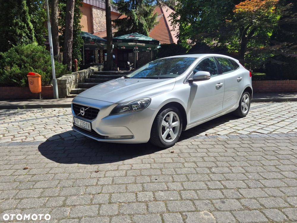 Volvo V40 D2 Drive-E Kinetic - 1