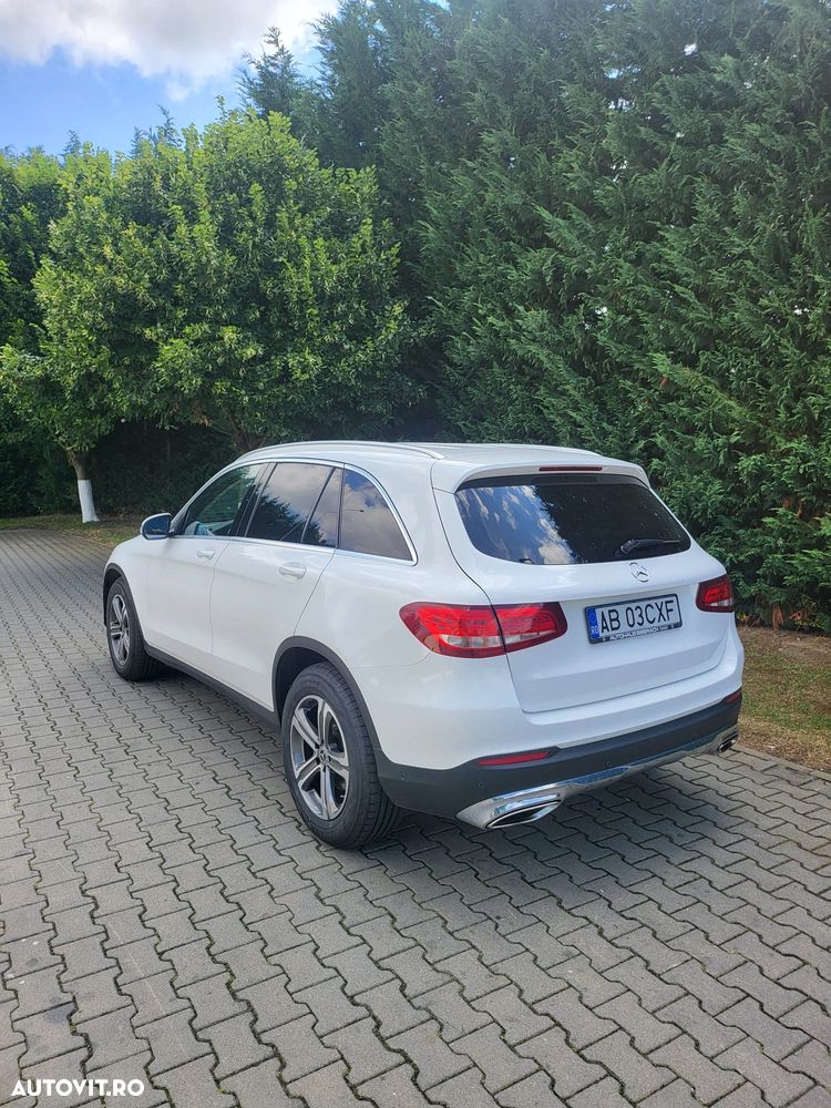 Mercedes-Benz GLC 250 4MATIC 9G-TRONIC - 4