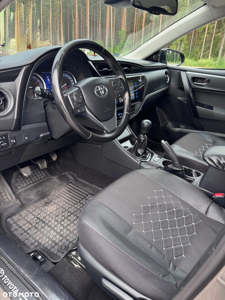 Toyota Corolla 1.6 Comfort - 14