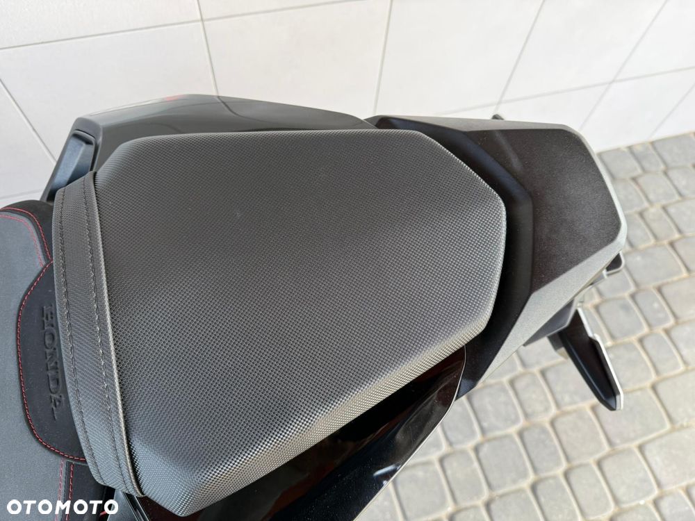 Honda Hornet - 37